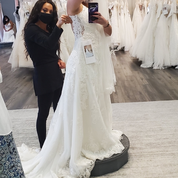 Brand new Morilee Wedding Dress, size 10 - Picture 4 of 5